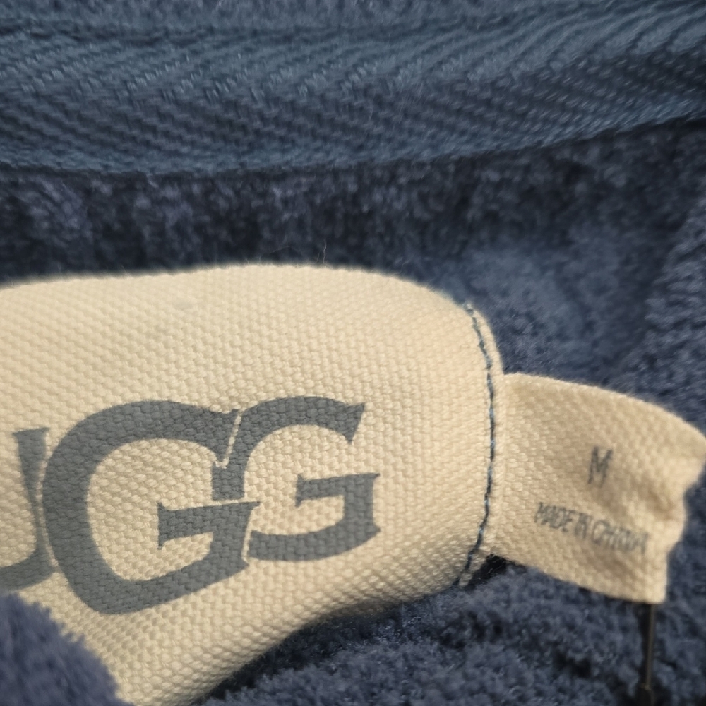 UGG Junipher Cardigan Lite in the color Desert Blue, M, NWT - Picture 2 of 16